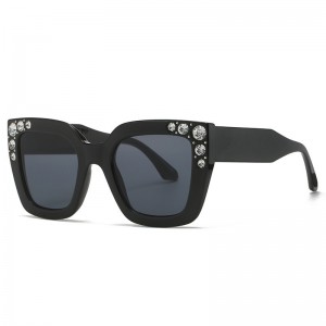 RUISEN'S Fashion Square Frame Diamond-Studded Sunglasses 498