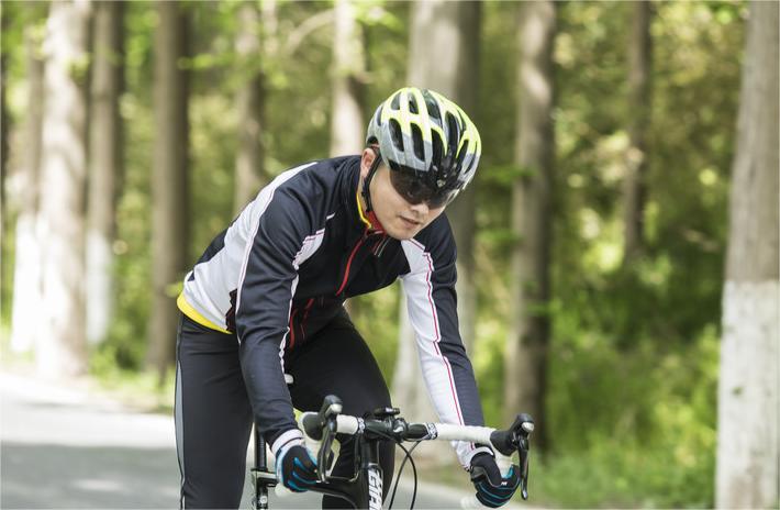 Les nouvelles lunettes de cyclisme en plein air offrent une expérience visuelle plus confortable aux amateurs de cyclisme