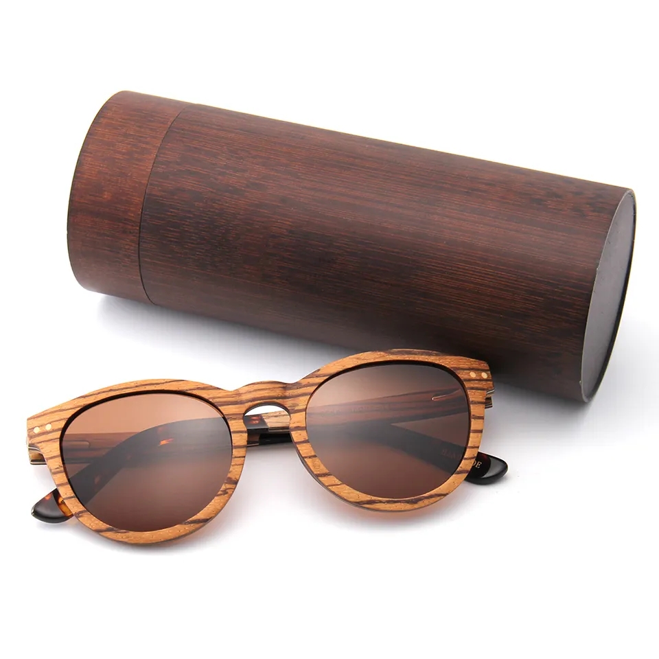 Sonnenbrille aus Holz