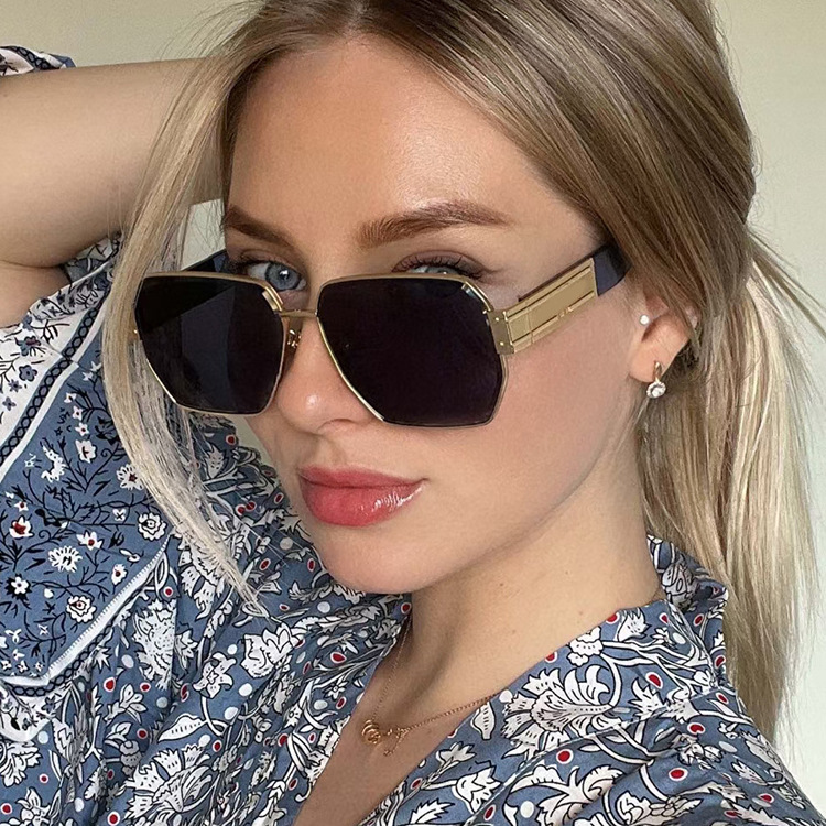 La nueva serie de gafas de sol Trendy lidera la tendencia de la moda con monturas grandes